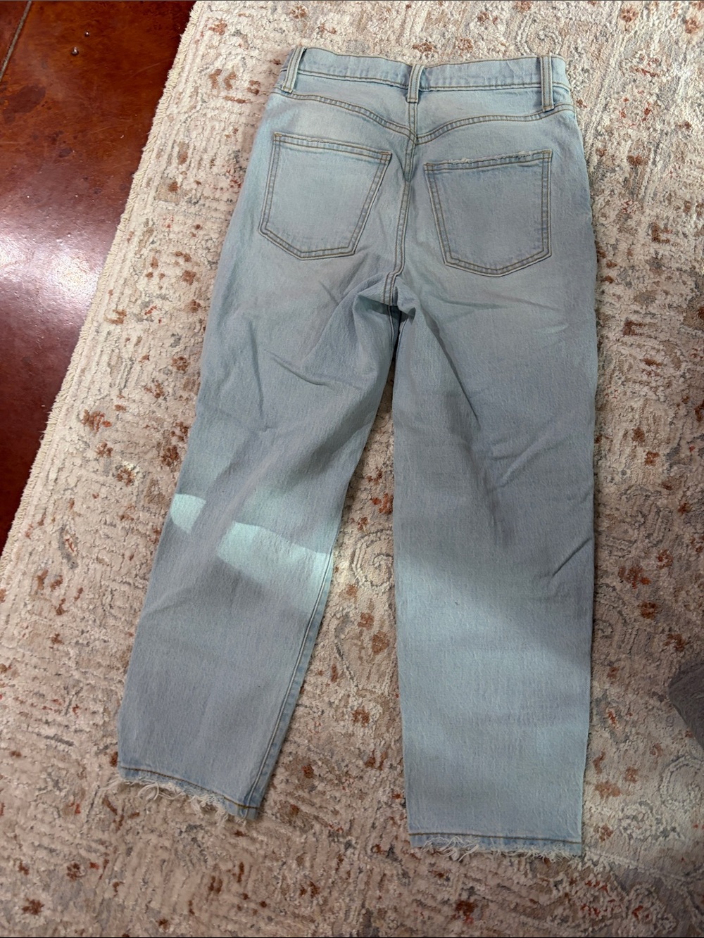 Light Wash High Rise Jeans - Picture 5 of 6